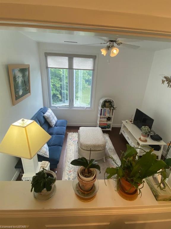 12 125 Elm Street, Inactive in St. Thomas Zoocasa