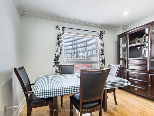 36 Prince Cres, House detached with 4 bedrooms, 4 bathrooms and 3 parking in Brampton ON | Image 32