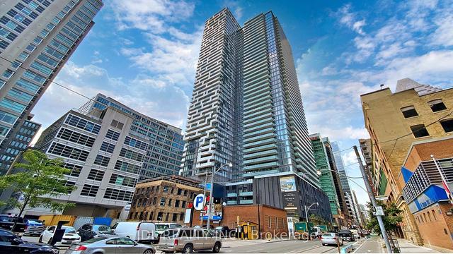 3002 - 25 Richmond St E, Condo with 1 bedrooms, 1 bathrooms and 0 parking in Toronto ON | Image 12