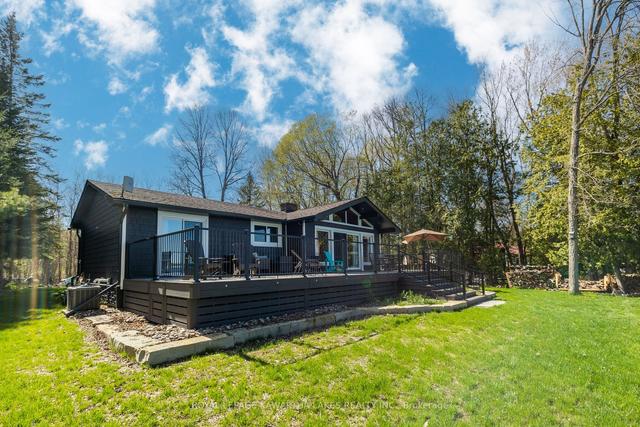61 Beaver Dr, House detached with 3 bedrooms, 1 bathrooms and 10 parking in Kawartha Lakes ON | Image 33