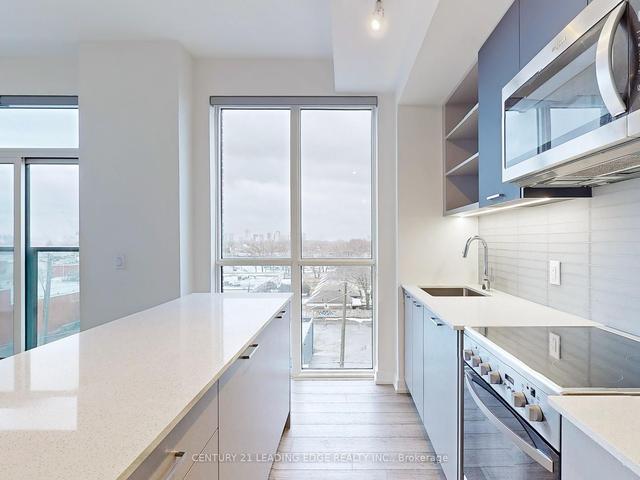 608 - 2300 St Clair Ave W, Condo with 2 bedrooms, 2 bathrooms and 1 parking in Toronto ON | Image 5