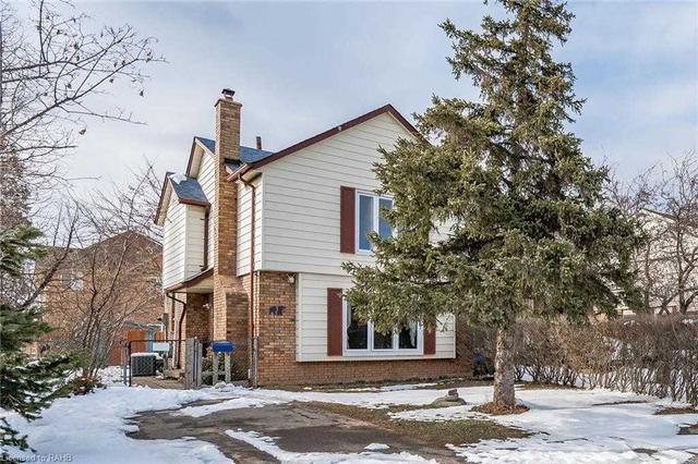 1 Spartan Ave, House semidetached with 3 bedrooms, 2 bathrooms and 5 parking in Hamilton ON | Image 1