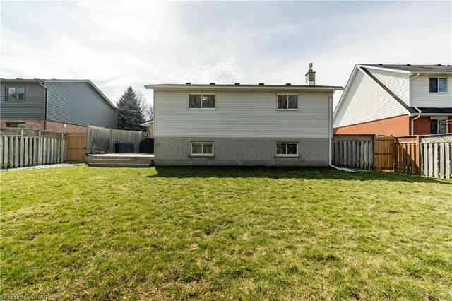 616 Stonebury Cres, House detached with 4 bedrooms, 3 bathrooms and 5 parking in Waterloo ON | Image 25