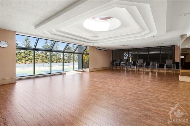 1406 - 1480 Riverside Dr, Condo with 3 bedrooms, 2 bathrooms and 1 parking in Ottawa ON | Image 24