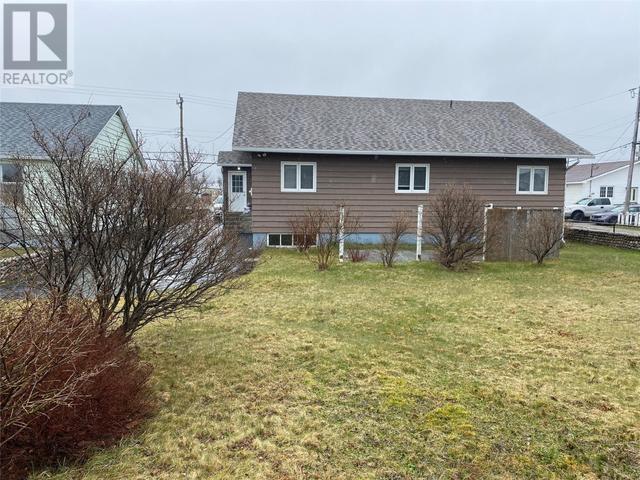 33 Main St, House detached with 4 bedrooms, 1 bathrooms and null parking in Stephenville Crossing NL | Image 4