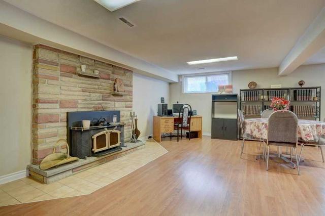 224 Morningside Ave, House detached with 3 bedrooms, 2 bathrooms and 6 parking in Toronto ON | Image 9
