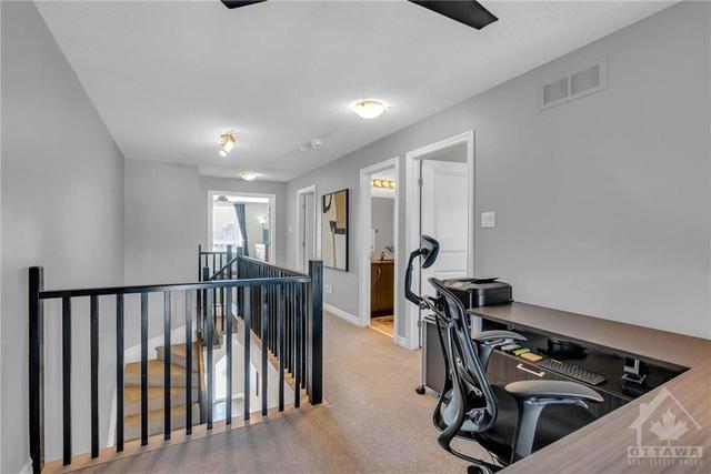 230 Southbridge St, Townhouse with 2 bedrooms, 3 bathrooms and 2 parking in Ottawa ON | Image 14