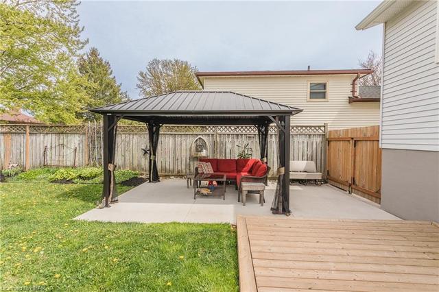 232 Greenwood Dr, House detached with 3 bedrooms, 2 bathrooms and 3 parking in Stratford ON | Image 35