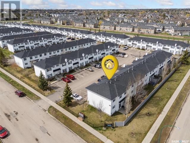 2 - 203 Herold Terr, House attached with 2 bedrooms, 2 bathrooms and null parking in Saskatoon SK | Image 2
