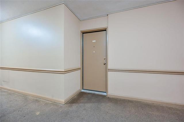 702 - 141 Catharine St S, Condo with 1 bedrooms, 1 bathrooms and 1 parking in Hamilton ON | Image 8