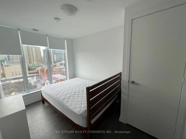 1006 - 203 College St, Condo with 2 bedrooms, 2 bathrooms and 0 parking in Toronto ON | Image 11