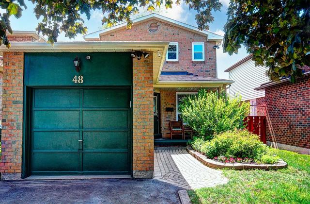 48 Rawling Cres, House detached with 3 bedrooms, 2 bathrooms and 2 parking in Brampton ON | Image 1