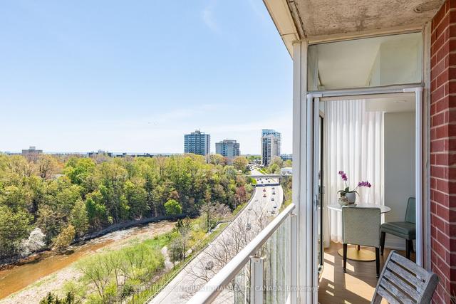 704 - 50 Old Mill Rd, Condo with 2 bedrooms, 2 bathrooms and 2 parking in Oakville ON | Image 9
