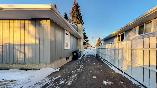 8708 6 Street Se, House detached with 3 bedrooms, 2 bathrooms and 4 parking in Calgary AB | Image 38