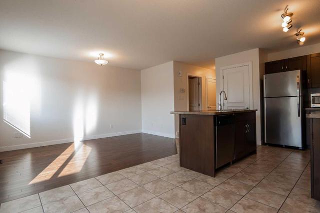 1 - 213 Silkstone Rd W, Home with 3 bedrooms, 2 bathrooms and 2 parking in Lethbridge AB | Image 7