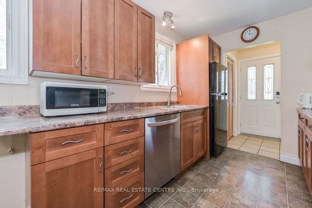 62 Lawrence Ave, House detached with 3 bedrooms, 2 bathrooms and 4 parking in Orangeville ON | Image 12