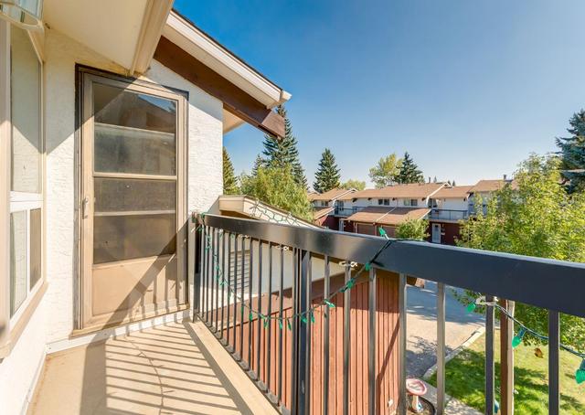 124 - 3219 56 St Ne, Home with 3 bedrooms, 1 bathrooms and 2 parking in Calgary AB | Image 27