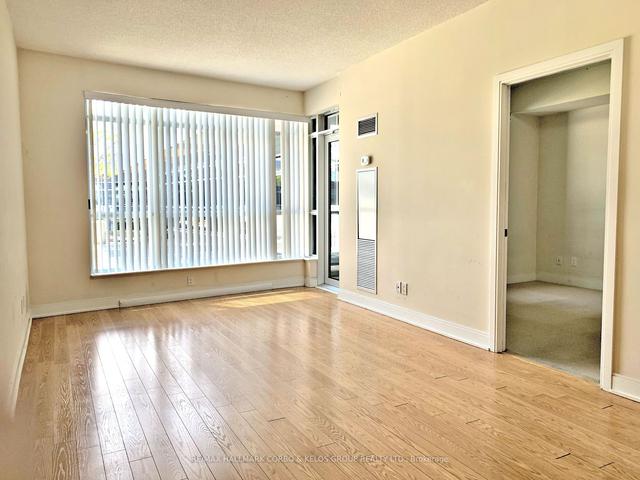 512 - 125 Village Green Sq, Condo with 1 bedrooms, 1 bathrooms and 1 parking in Toronto ON | Image 16