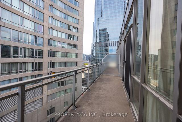 PH2104 - 220 Victoria St, Condo with 2 bedrooms, 2 bathrooms and 0 parking in Toronto ON | Image 21