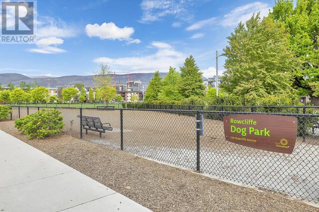 111 - 1775 Chapman Pl, Condo with 2 bedrooms, 1 bathrooms and 1 parking in Kelowna BC | Image 38
