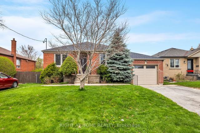21 Vinci Cres, House detached with 3 bedrooms, 4 bathrooms and 5 parking in Toronto ON | Image 1