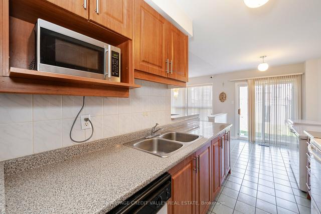 21 Cordgrass Cres, House semidetached with 3 bedrooms, 4 bathrooms and 3 parking in Brampton ON | Image 4