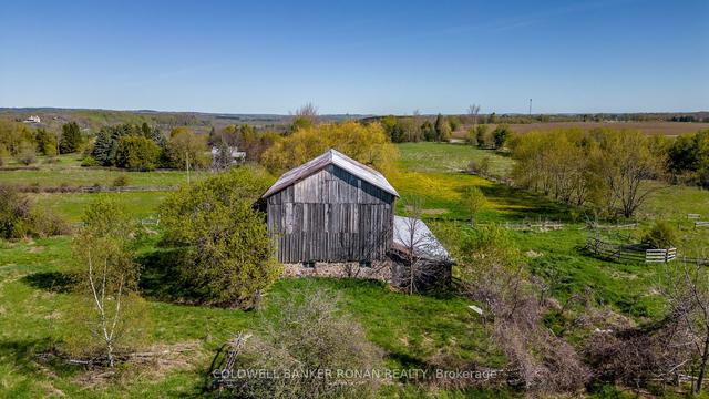 8689 Simcoe County Rd 1, House detached with 2 bedrooms, 2 bathrooms and 20 parking in Adjala Tosorontio ON | Image 5