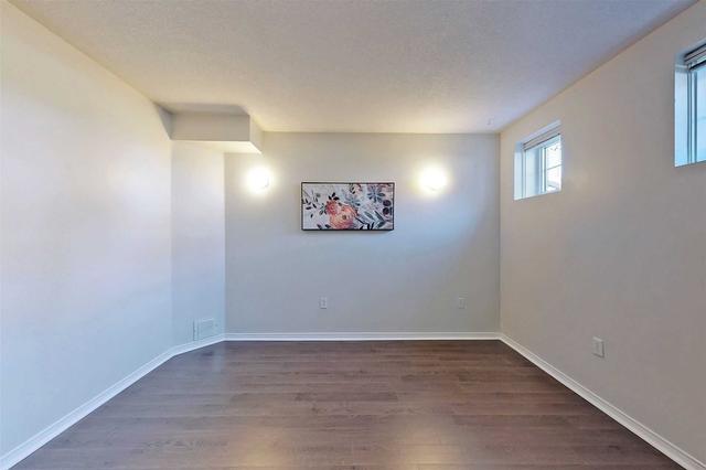 18 - 42 Pinery Tr, Townhouse with 2 bedrooms, 1 bathrooms and 1 parking in Toronto ON | Image 14