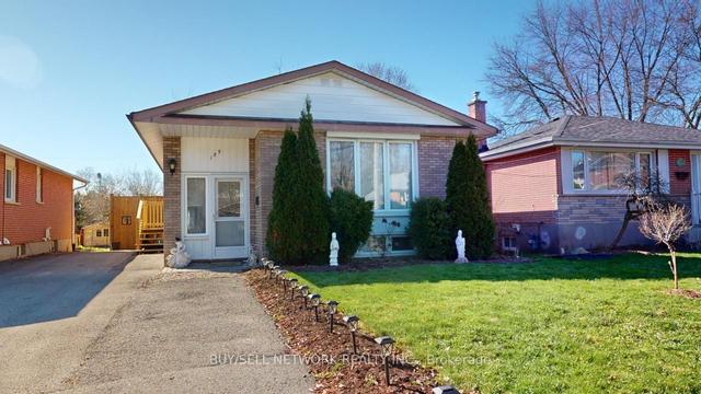 189 Mcclennan St S, House detached with 2 bedrooms, 2 bathrooms and 2 parking in Peterborough ON | Image 1