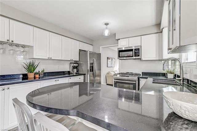 2878 Strata Crt, House detached with 4 bedrooms, 4 bathrooms and 6 parking in Mississauga ON | Image 37