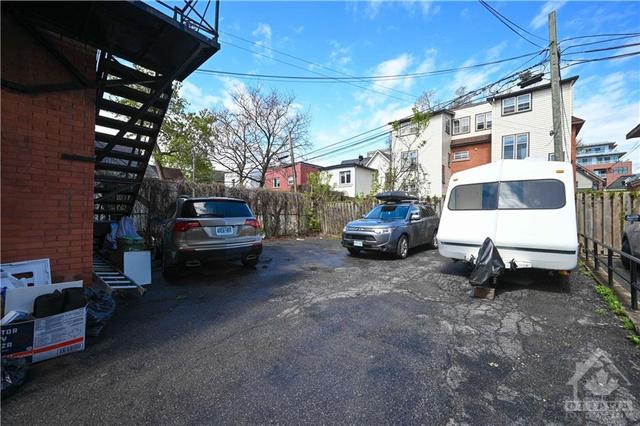 353 Waverley St W, House other with 0 bedrooms, 0 bathrooms and 4 parking in Ottawa ON | Image 29