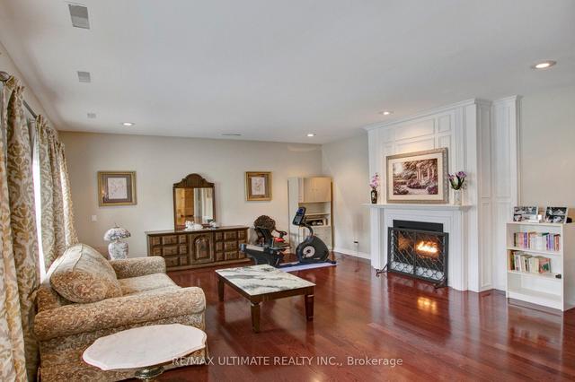 1 Versailles Ct, House detached with 4 bedrooms, 7 bathrooms and 12 parking in Toronto ON | Image 8
