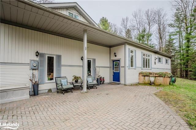 157 N Waseosa Lake Rd, House detached with 3 bedrooms, 2 bathrooms and 8 parking in Huntsville ON | Image 34