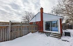 116 Southlawn Ave, House detached with 3 bedrooms, 1 bathrooms and 2 parking in Oshawa ON | Image 19