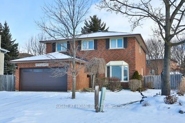 93 Lambeth Ct, House detached with 4 bedrooms, 3 bathrooms and 8 parking in Newmarket ON | Image 12