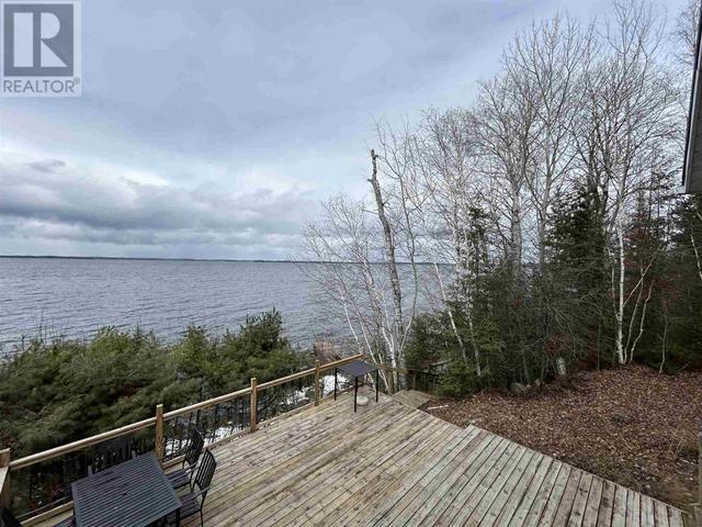 402c Reef Point Rd, House detached with 2 bedrooms, 2 bathrooms and null parking in Rainy River, Unorganized ON | Image 38