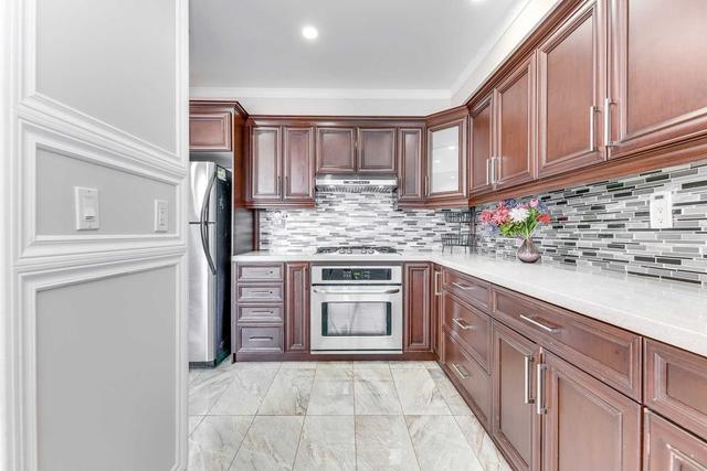 2967 Garnethill Way, House attached with 3 bedrooms, 4 bathrooms and 2 parking in Oakville ON | Image 10