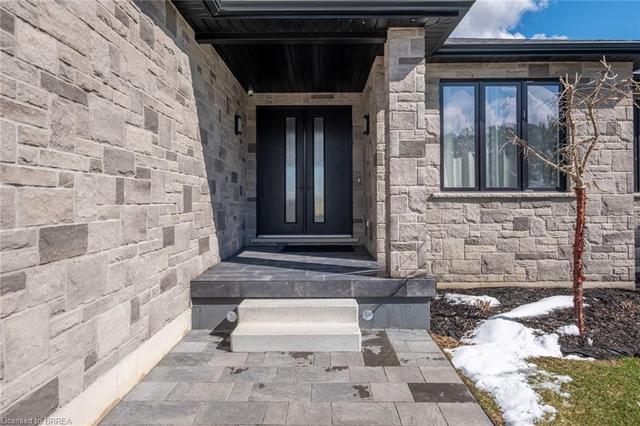 790 Mount Pleasant Rd, House detached with 4 bedrooms, 3 bathrooms and 11 parking in Brant ON | Image 12