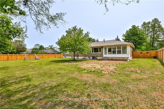 425 Plains Rd W, House detached with 3 bedrooms, 2 bathrooms and 11 parking in Burlington ON | Image 29