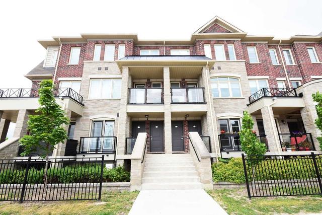 100 - 200 Veterans Dr, Townhouse with 3 bedrooms, 3 bathrooms and 2 parking in Brampton ON | Image 1