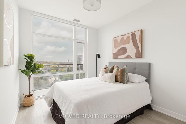 1102 - 223 St. Clair Ave W, Condo with 3 bedrooms, 2 bathrooms and 1 parking in Toronto ON | Image 37