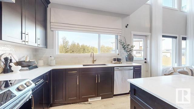 658 Kinglet Bv Nw, House detached with 4 bedrooms, 3 bathrooms and 4 parking in Edmonton AB | Image 33