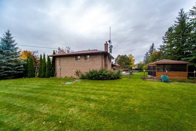13 Cooks Dr, House detached with 3 bedrooms, 2 bathrooms and 7 parking in Uxbridge ON | Image 29