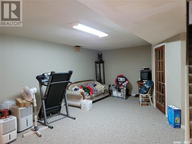 301 6th Ave E, House detached with 3 bedrooms, 2 bathrooms and null parking in Unity SK | Image 14