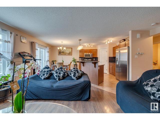 6107 18 Ave Sw, House detached with 5 bedrooms, 3 bathrooms and null parking in Edmonton AB | Image 10