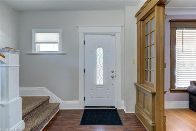 352 Dalhousie St, House detached with 6 bedrooms, 2 bathrooms and 2 parking in Brantford ON | Image 34