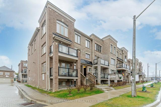 111 - 100 Parrotta Dr, Condo with 2 bedrooms, 2 bathrooms and 1 parking in Toronto ON | Image 12