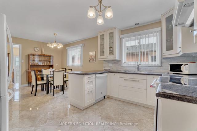 1662 Warren Dr, House semidetached with 3 bedrooms, 3 bathrooms and 4 parking in Mississauga ON | Image 10
