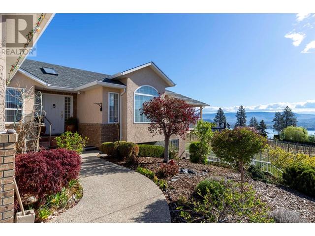 750 Douglas Rd, House detached with 3 bedrooms, 3 bathrooms and 2 parking in West Kelowna BC | Image 11