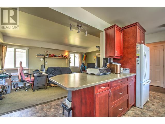 4218 Bella Vista Rd, House detached with 2 bedrooms, 1 bathrooms and 4 parking in Vernon BC | Image 5